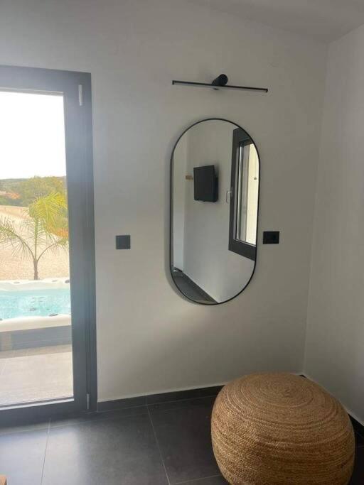Ek Ornelakis, Luxury Country House With Jacuzzi 干尼亞 外观 照片